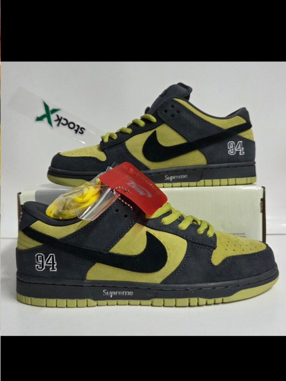 Nike SB Dunk Low Supreme Camper Green Size 10 Sneakers HQ8487300